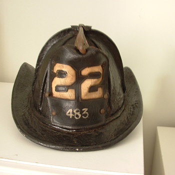 unknown year and location? great condition metal helmet, the number 22 is only leather. please help me to recognize this helmet