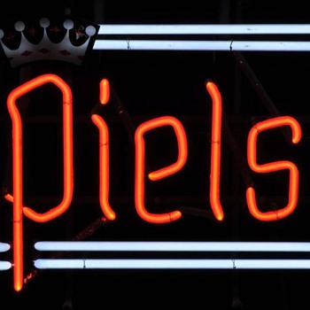Piel's Beer neon - Signs