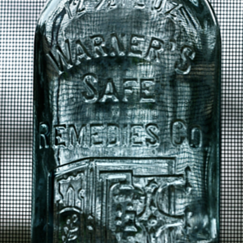 ++++Warners Safe Bottle++++
