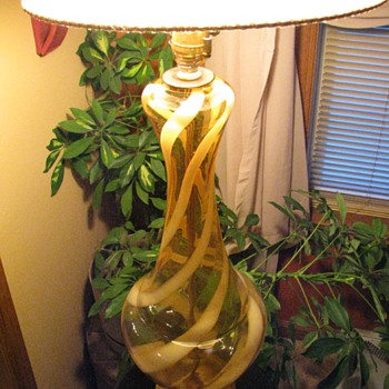 Gigantic Yellow and white Swirl Art Glass Murano Lamp - Lamps