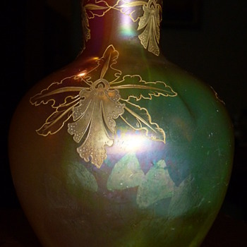 Harrach Vase, Prod 1734/2, Decor F.1806, ca. 1899 near twin to Warren's.  - Art Glass
