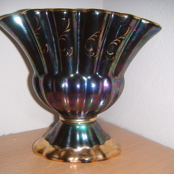 Anyone? I'd love to know something about this Vase, thanks!!!!
