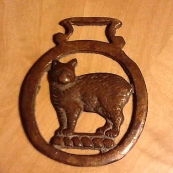 Brass Cat in Circle