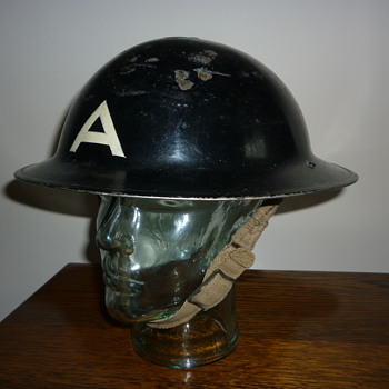 British WWII Ambulance crew steel helmet. - Military and Wartime