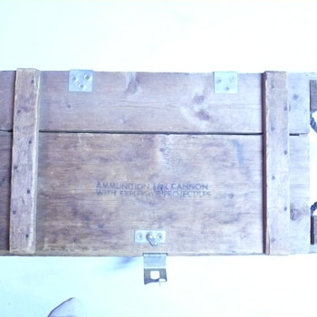 wooden ammo crate - Military and Wartime