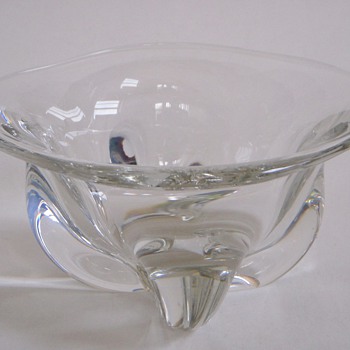 Scandinavian Glass Bowl? Lush shape, polished bottom