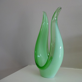 Is this an Old Napkin Holder? - Art Glass