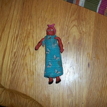 MINIATURE  DOLL - Dolls
