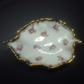 FINE CHINA FROM FRANCE LIM GEE PLATE.