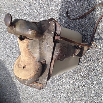 Appears to be Child Size Western Saddle - Outdoor Sports