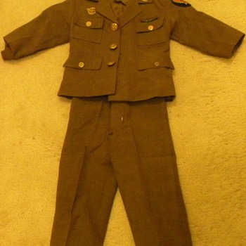 Vintage Child's Military Uniform - Military and Wartime