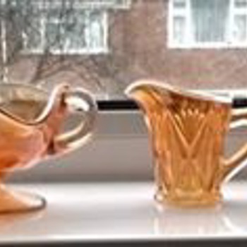 Carnival Glass ! - Glassware