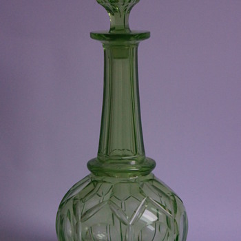 Uranium Green Decanter