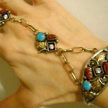 80's Harry B Yazzie Navajo Slave Bracelet - Native American
