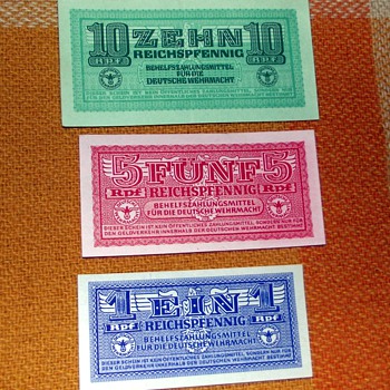 1939/45-ww2-german gestapo military notes.