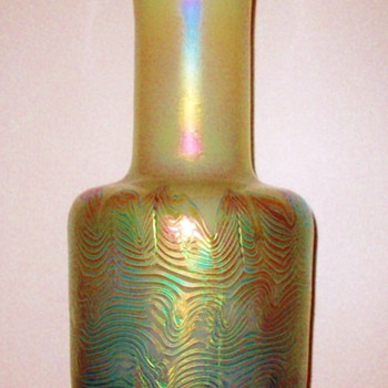 Loetz Ausf. 227. - Art Glass