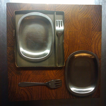 STELTON HERRING FORK & DISH