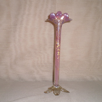 Pink glass vase ? Help!! - Art Glass