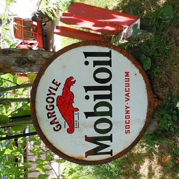 GARGOYLE Mobileoil Sign 