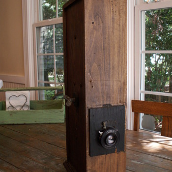 Strange Early Camera... What is It?