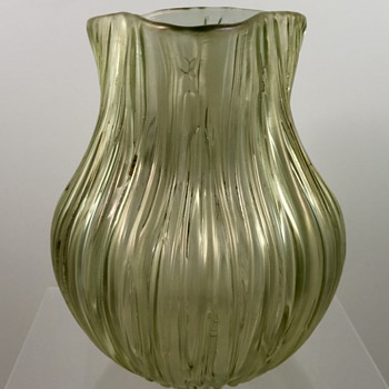Loetz Gelb Texas vase, st PN II-1585, ca. 1904 - Art Glass