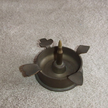 WW2 trench art ashtray with Japanese shell base - Military and Wartime