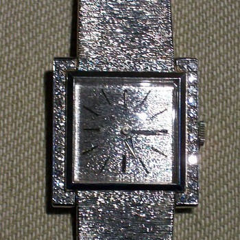 Baume & Mercier Vintage Watch 14K- Model? How much is it worth?
