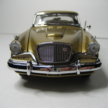 1957 Studebaker Golden Hawk Die-cast Replica - Model Cars