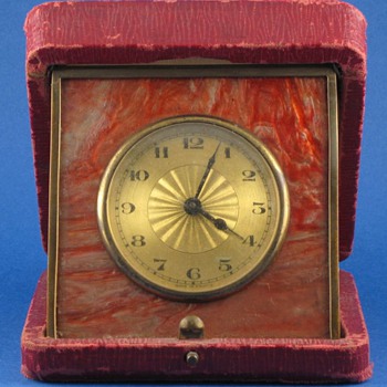 French Travel Clock