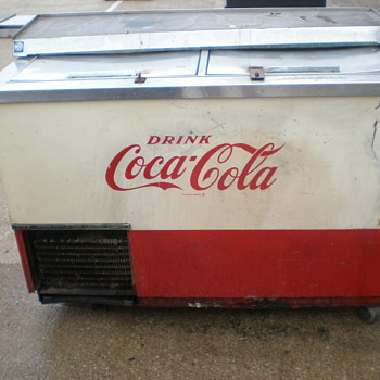 Vintage Coca-Cola Beverage Air Co