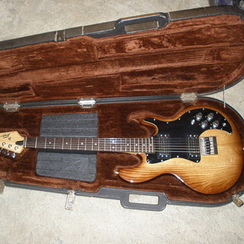 T-60 Peavy Electric Guitar