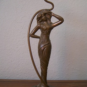 Granny's Candlestick - Art Nouveau
