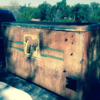Vintage 7up chest cooler - Advertising
