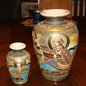 Japanese vases - Art Pottery