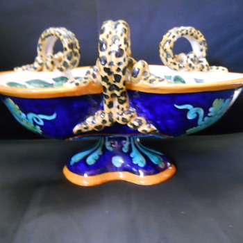 Another Unsolved Mystery--Help!! - Art Pottery