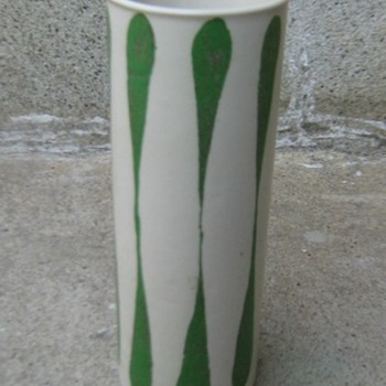 Frank Mann Vermont stoneware vase - Art Pottery