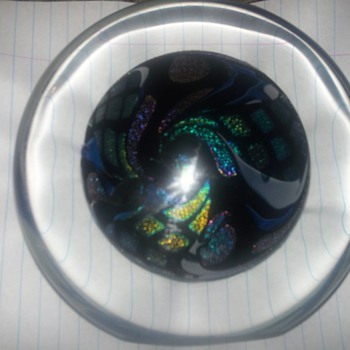 ANY IDEA WHO MADE THIS?  - Art Glass