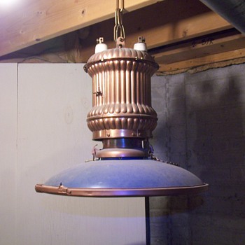 Industrial Light from the Burlington Shops in Havelock/Lincoln Nebraska