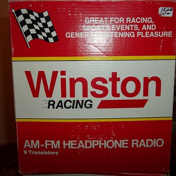 9 TRANSISTOR RADIO HEADPHONES