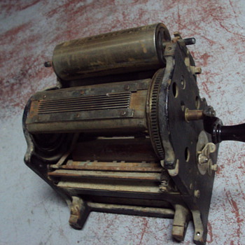 TWO VINTAGE PRINTING PRESSES !