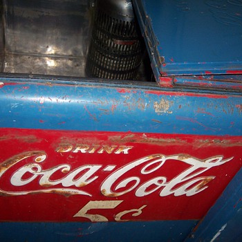 Drink Coca Cola 5 cent cooler