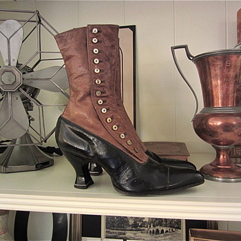 Early Teens Buttonup Two-tone Lady's Shoes - Victorian Era