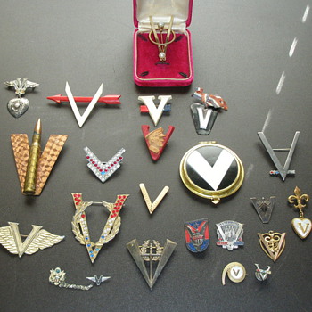 WW 2 V for Victory Sweetheart Jewelry