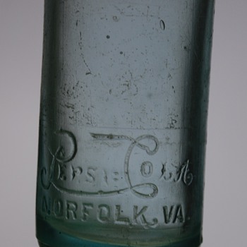 Very nice Vintage Pepsi Cola Bottle Norfork VA