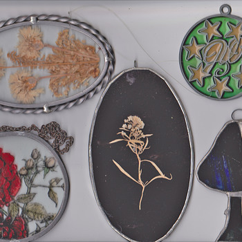 Widow shade pulls  - Art Glass