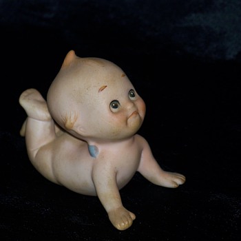 "Kewpie" Piano Mascott - Dolls