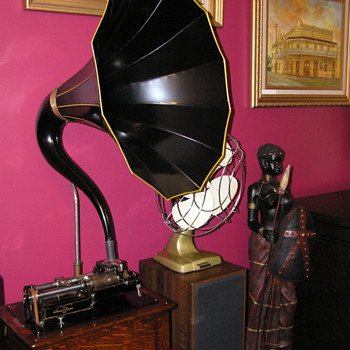 Edison Triumph model B C1906, cygnet horn