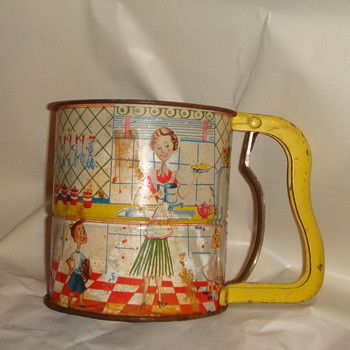 Grannys sifter- for cake making..Tallcakes - Kitchen