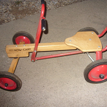 radio flyer row cart