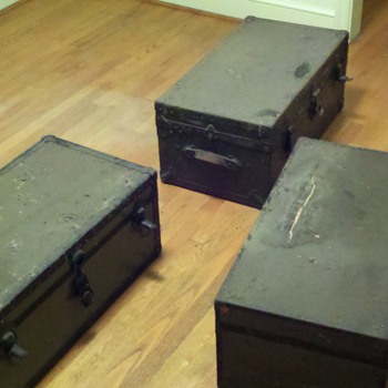 WWII Footlockers - Military and Wartime